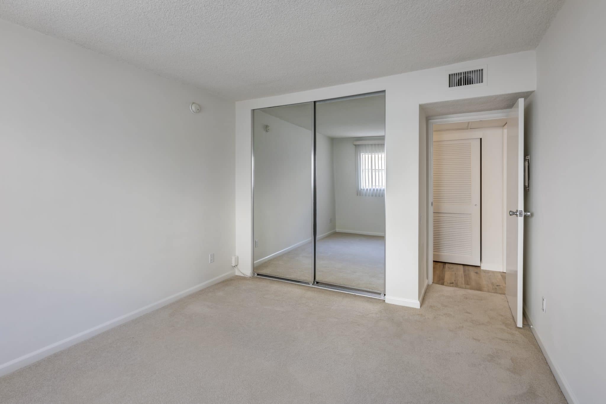 1 bedroom apartments in montclair ca